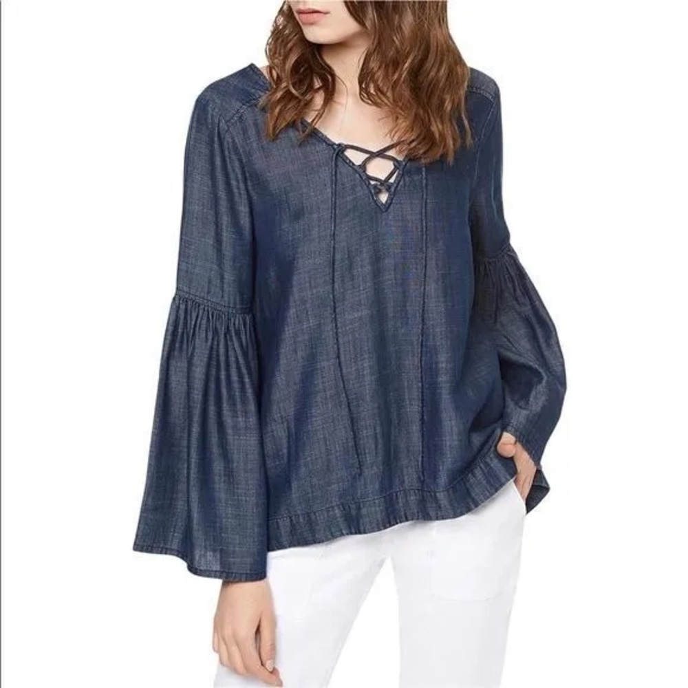 Sanctuary Chambray Tensel Bell Sleeve Top size M